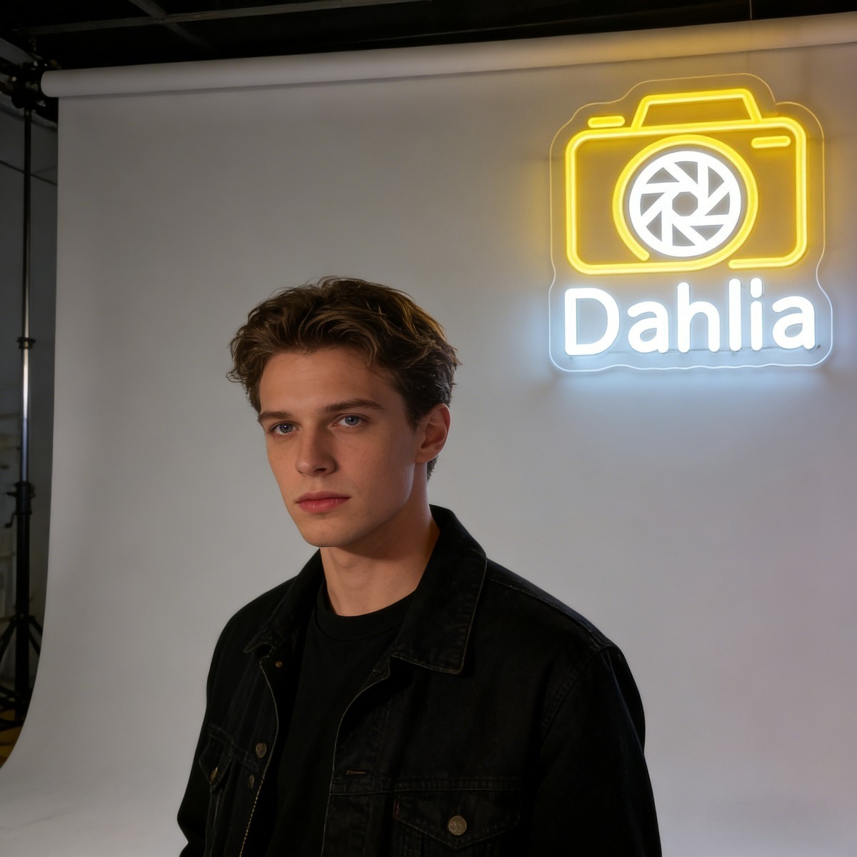 Dahlia Camera Neon Light Sign  - Vintage Photography Lighting recensie en prijs